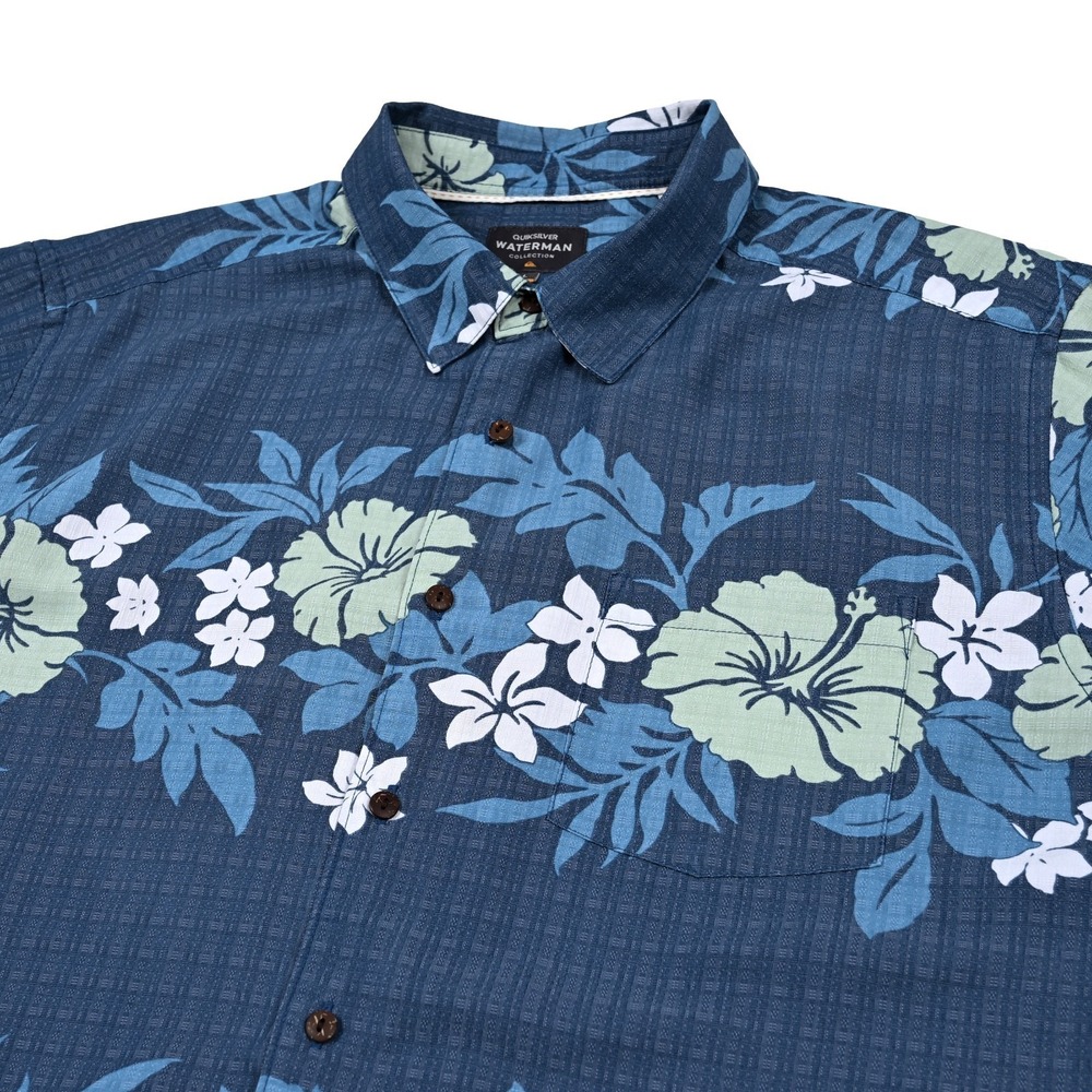 Quiksilver Waterman Collection Men's Large Comfort Fit Blue Hawaiian Aloha Shirt